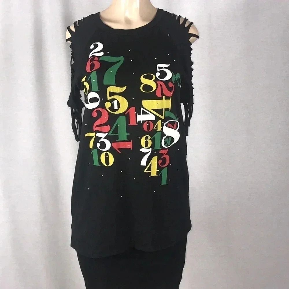 Topia Size Medium Black Top With Cut Out Sleeves. New No Tag